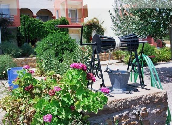 Maria Rooms Agia Ermioni エクステリア 写真