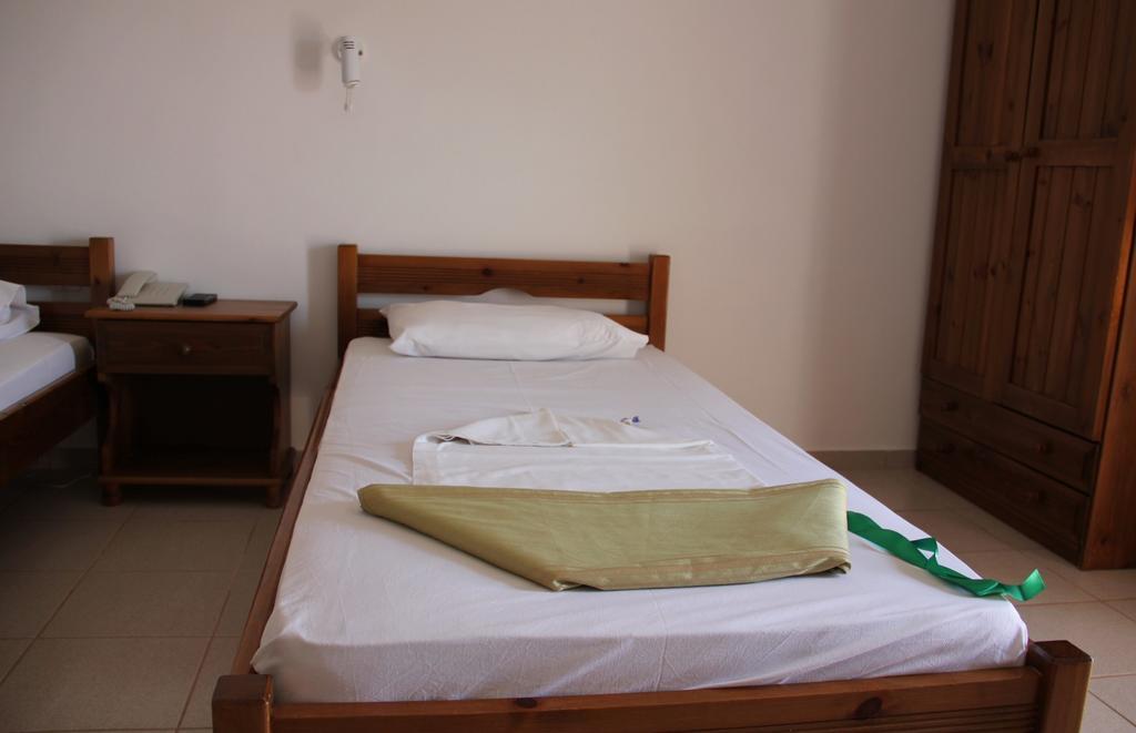 Maria Rooms Agia Ermioni エクステリア 写真
