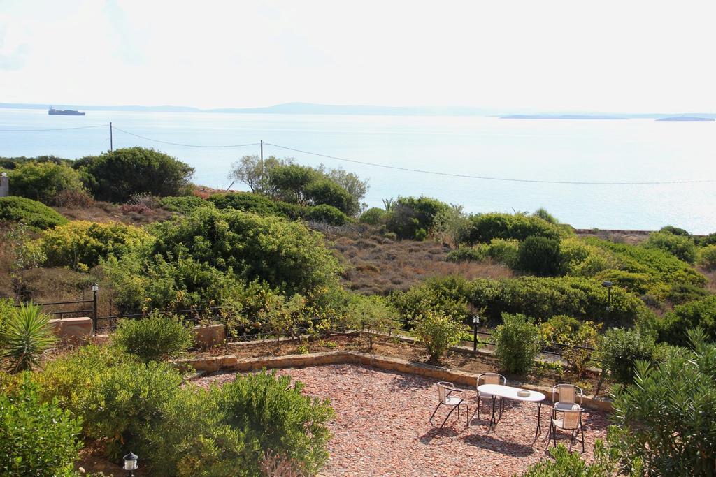 Maria Rooms Agia Ermioni エクステリア 写真
