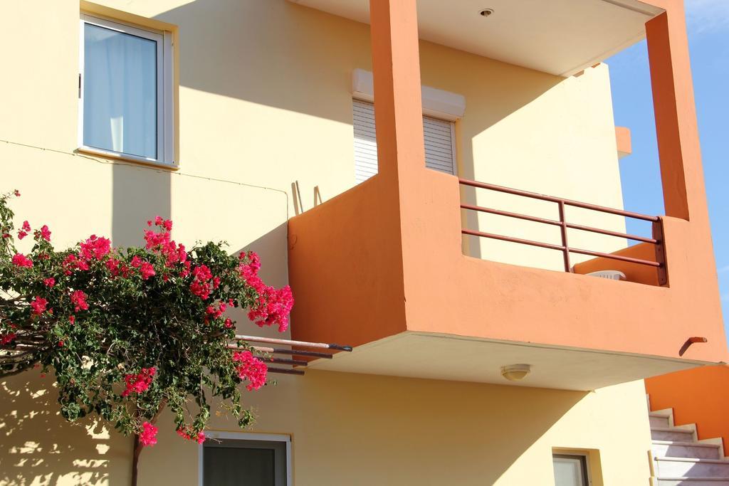Maria Rooms Agia Ermioni エクステリア 写真